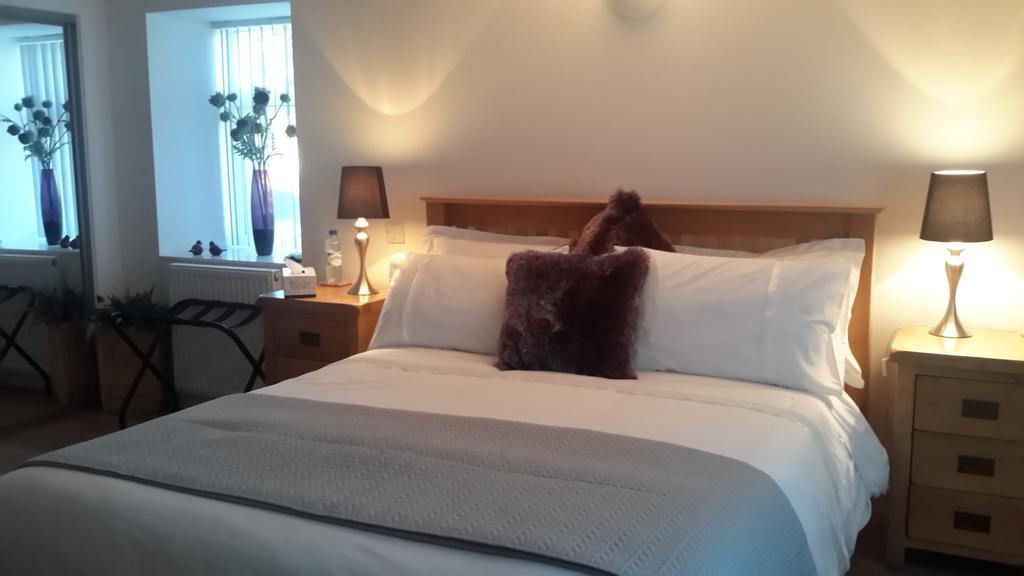 Woodend Bed and Breakfast Glenrothes Esterno foto